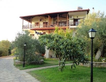 Makis House Apartments &amp; Studios, Privatunterkunft im Ort Nikiti, Griechenland - Makishous1